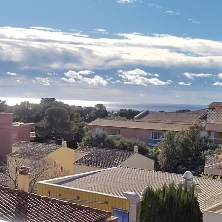 Studio Tout A Pied - Vue Sur Mer 圣艾格夫 外观 照片