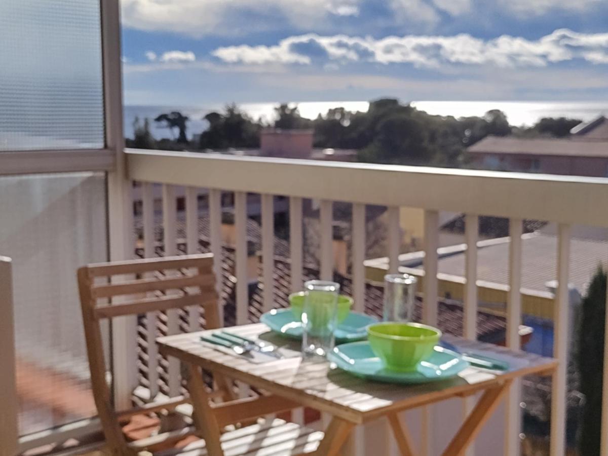 Studio Tout A Pied - Vue Sur Mer 圣艾格夫 外观 照片
